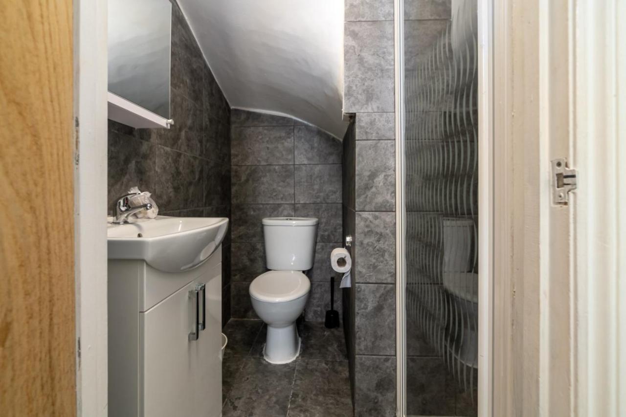 Guestready - Relaxing Hotel-Style Rooms London Exterior photo